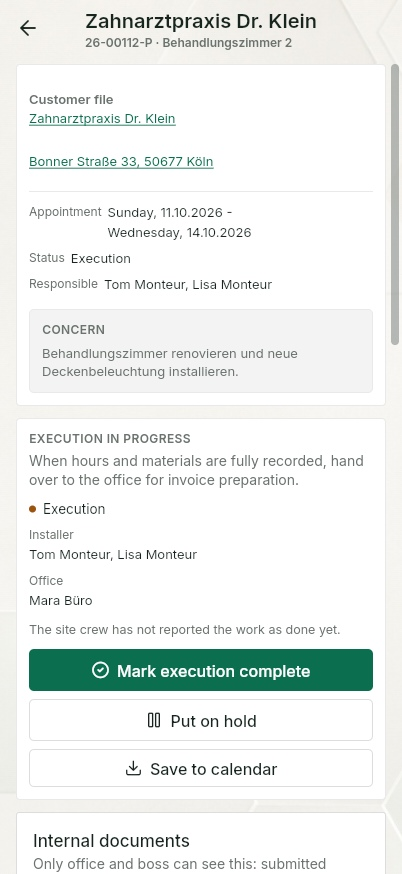 QuickQuote: Project overview on a smartphone